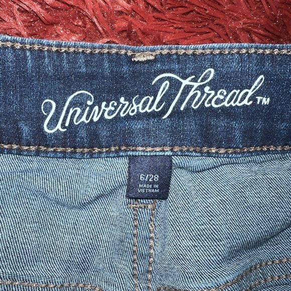 Universal Thread Jean Shorts - Picture 3 of 3